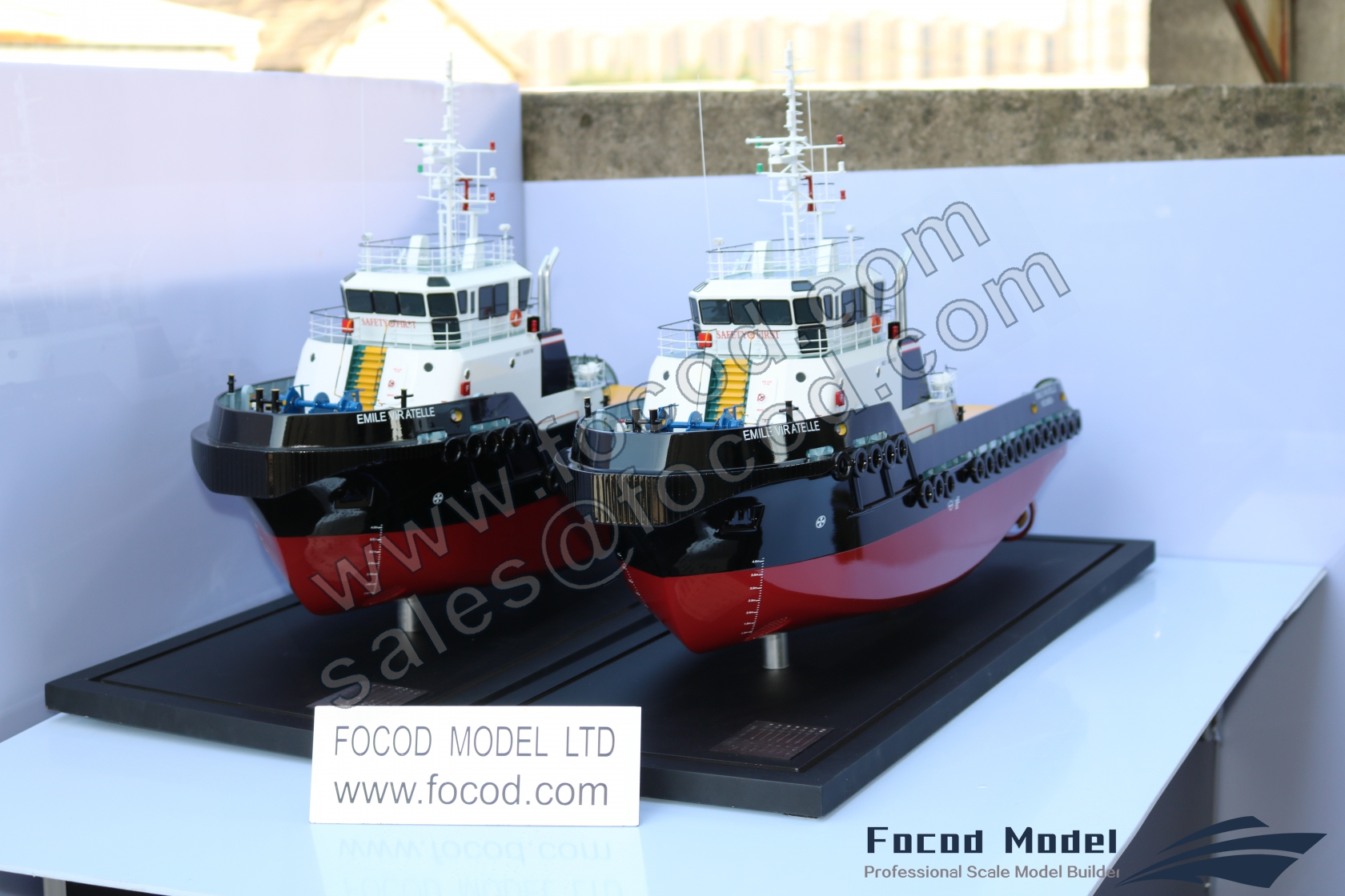 customized model of 32m tug Emile Viratelle